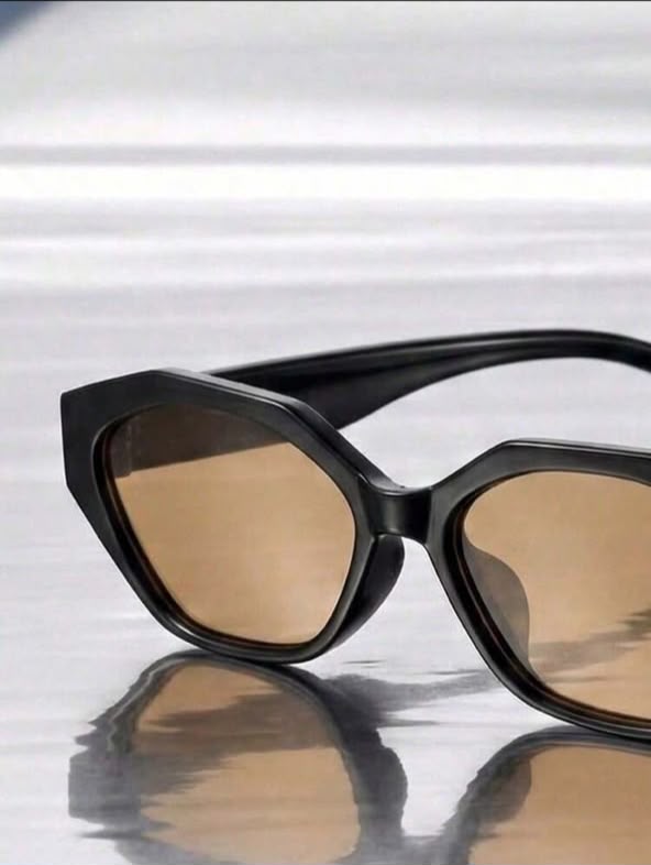 Brown polygon retro glasses